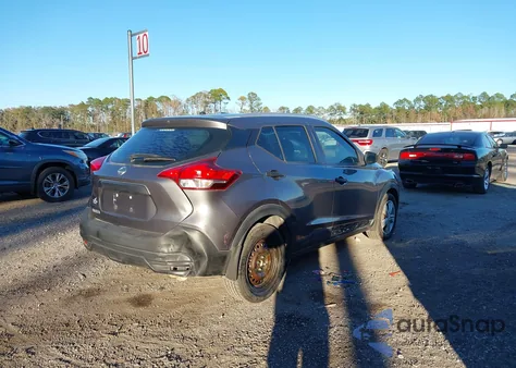 2018 Nissan Kicks S z USA, uszkodzony, nr VIN 3N1CP5CU6JL518514